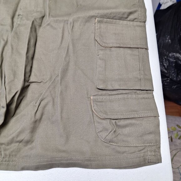 Rugged Wear Mens Cargo Shorts Green Olive Drawstring Waistline Pockets Size 36 - Picture 6 of 7